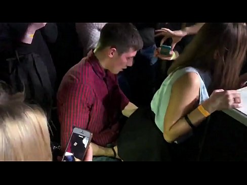 ❤️ Pravi seks u ruskom noćnom klubu. 18-godišnja Ruskinja u anusu i vagini pojebana u noćnom klubu ❌ Ruski porno u pornografiji bs.pornburst.ru ❌️